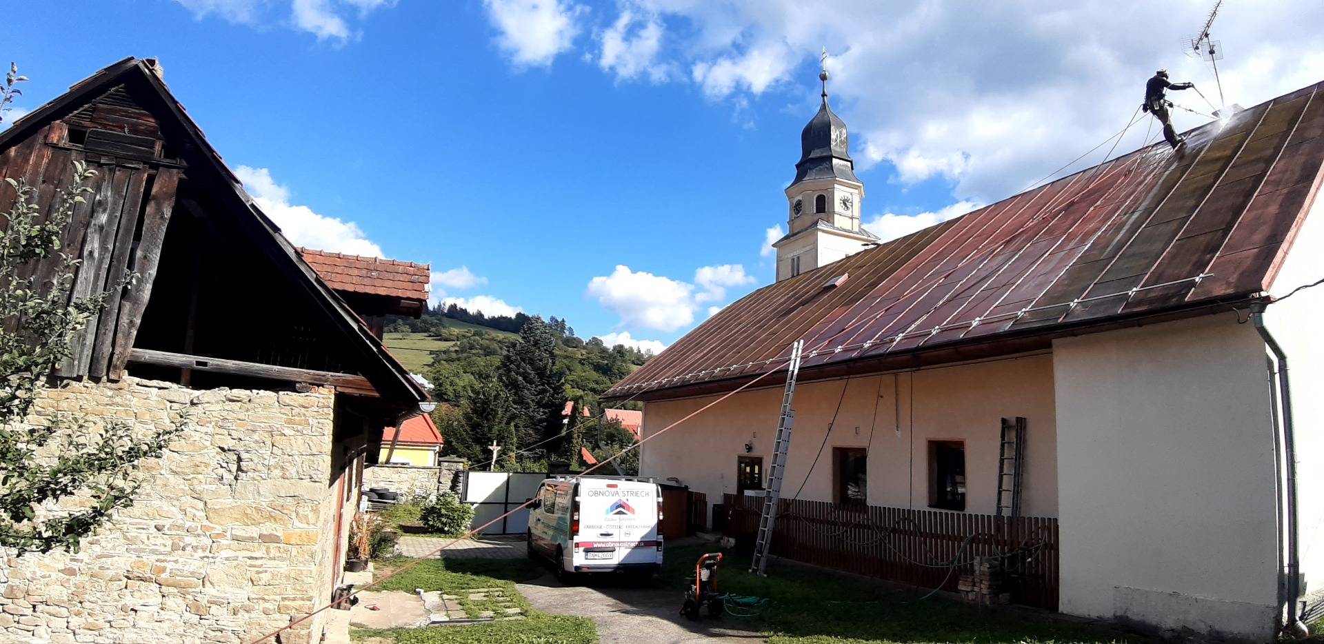 Stav počas maľovania 2022