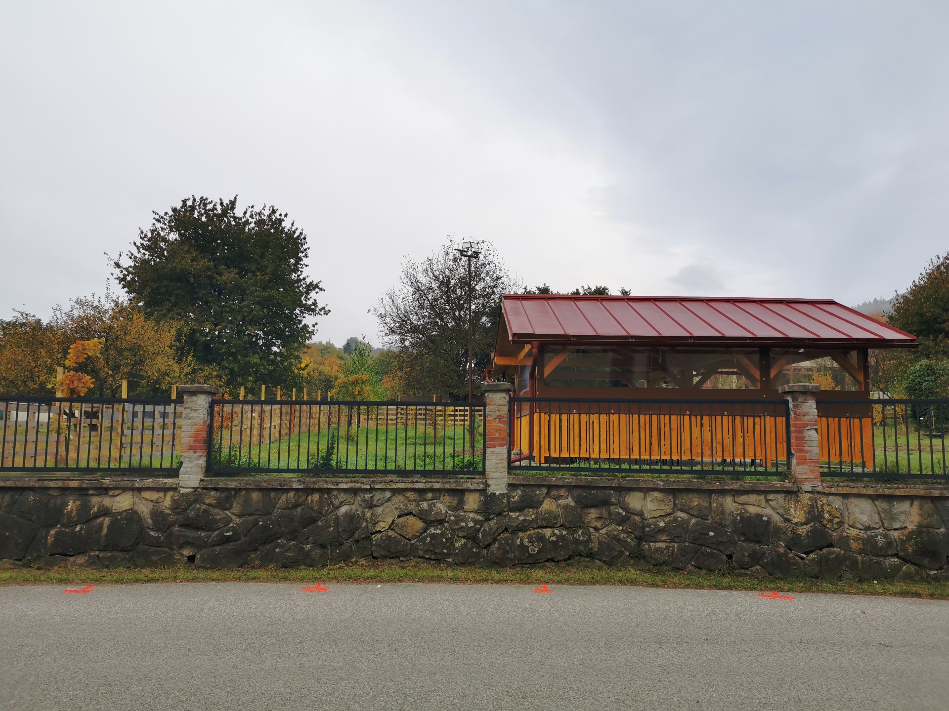 Altán farnosti postavený 2025